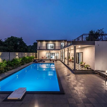 Saffronstays Mayfair Gardens 4 Bedroom Petfriendly Pool Villa Алібаґ Екстер'єр фото